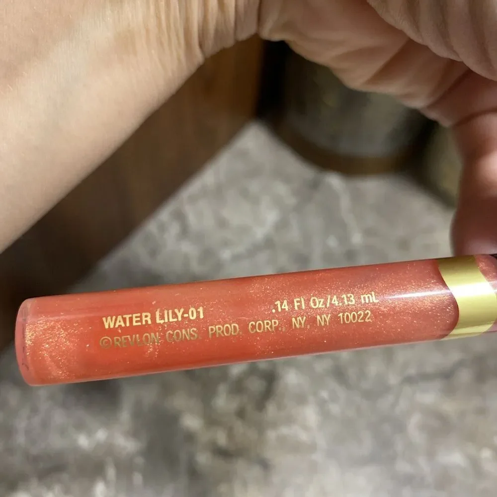 Revlon Lip Glacé Lip‎ Gloss Water Lily -01 Rare Hard To Find